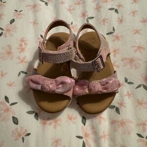 Pink sandals for baby girl